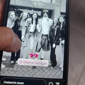 €10 kost een kaartje bij het CCD maar is inclusief consumptie.